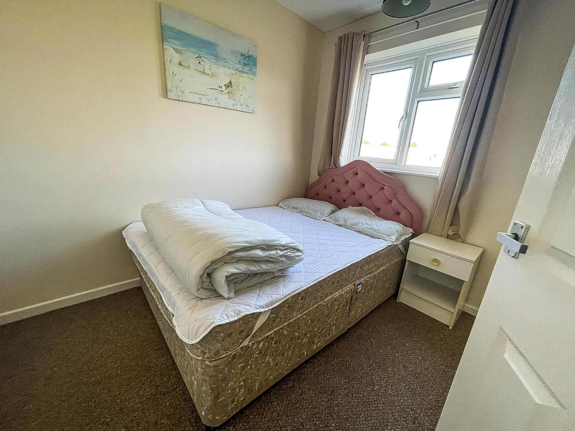 8 Berth To Hire At Bermuda Nearby Ref 18192b * Hemsby